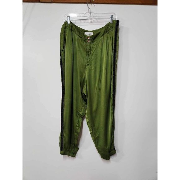 Anthropologie Diandra Green Satin Pleated Joggers Size 16. B-3 - Picture 7 of 11
